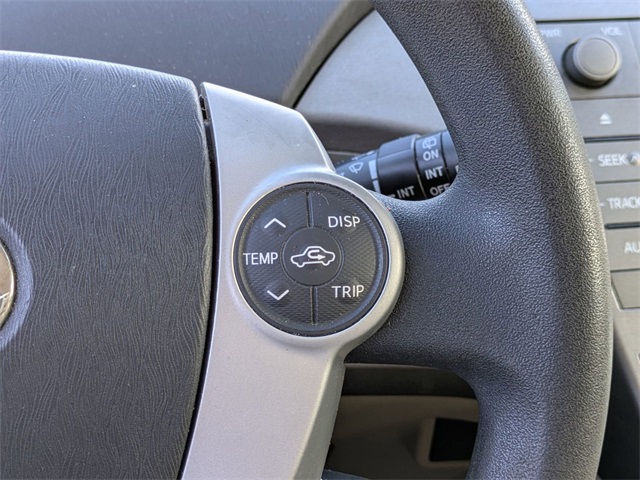 2015 Toyota Prius Four photo 22