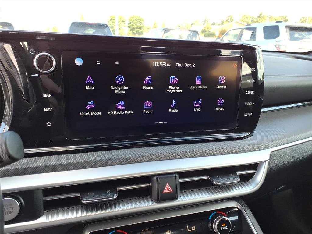 2022 Kia K5 GT-Line photo 11