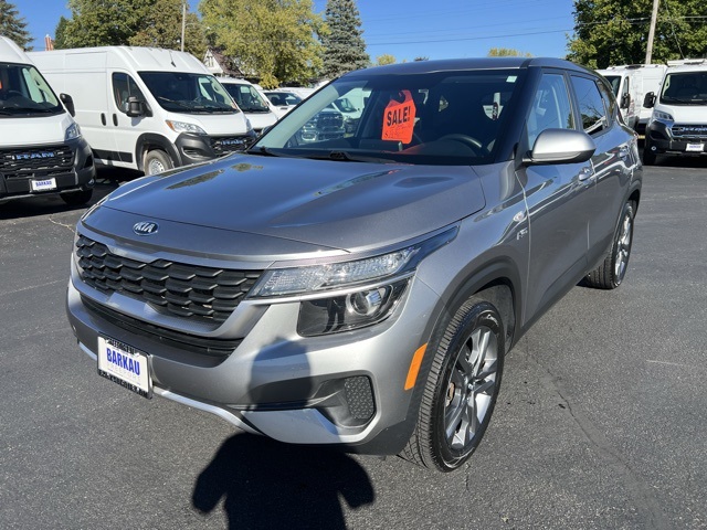 2021 Kia Seltos LX photo 16