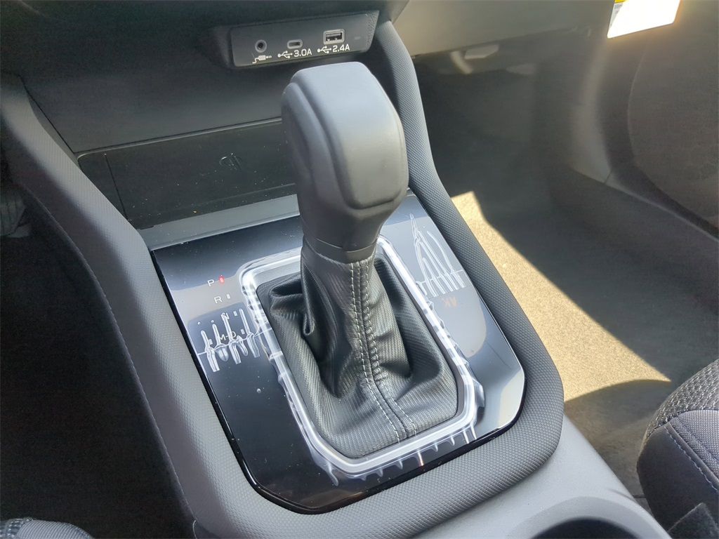 2025 Subaru Forester Premium photo 23