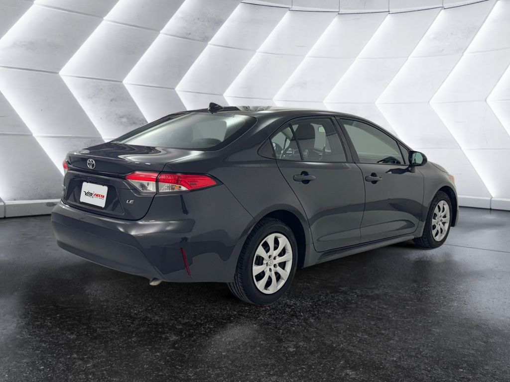 2023 Toyota Corolla LE photo 4