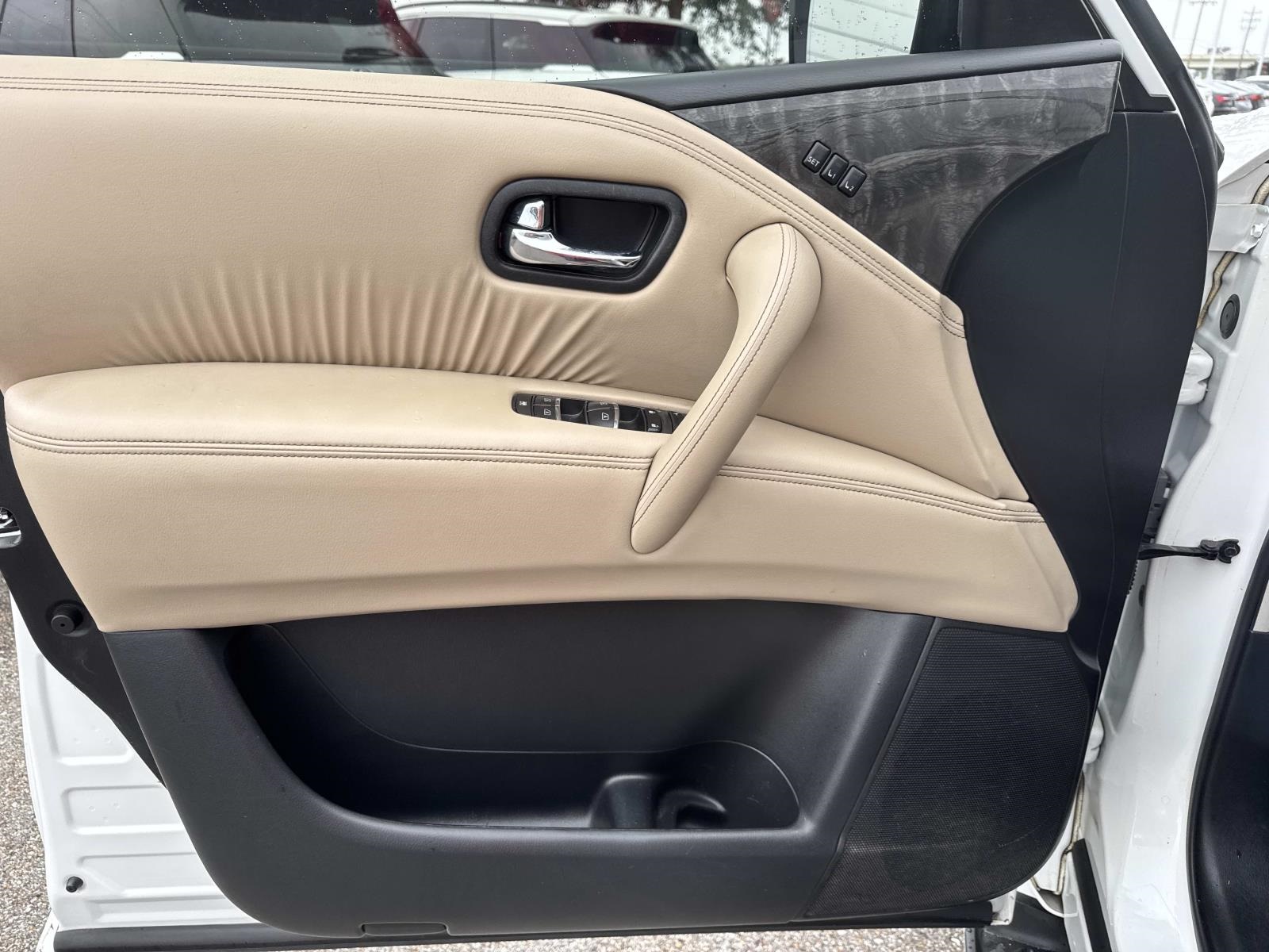 2021 Nissan Armada Platinum photo 15