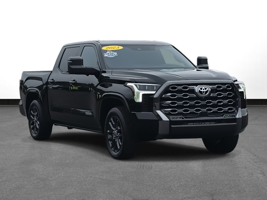 2023 Toyota Tundra Platinum CrewMax photo 3