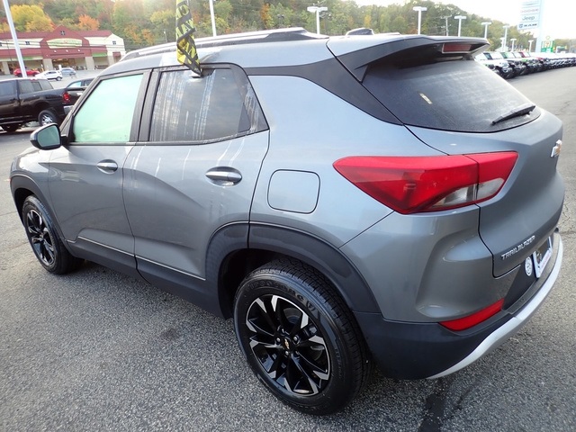 2022 Chevrolet Trailblazer LT photo 3