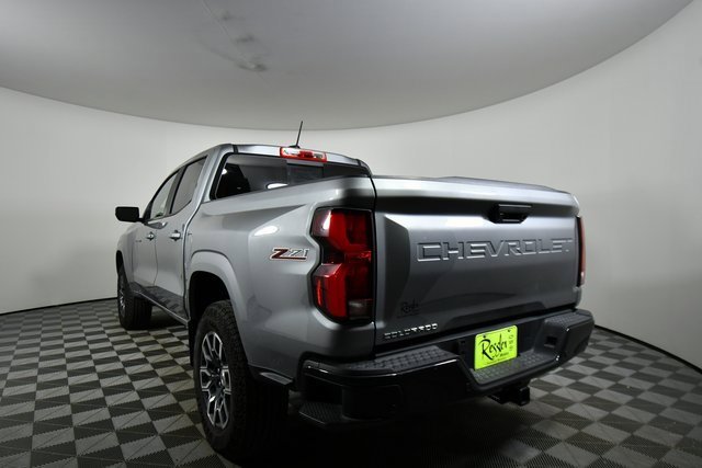 2024 Chevrolet Colorado Z71 photo 11