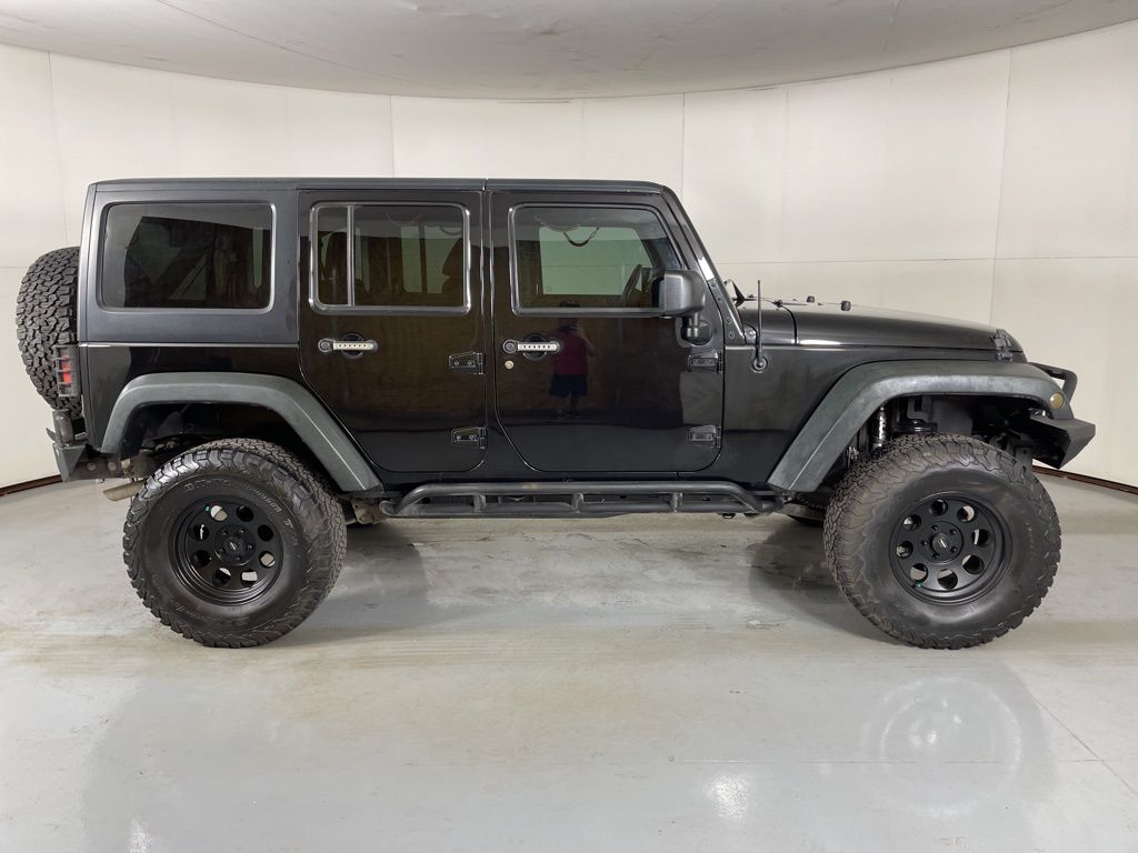 2016 Jeep Wrangler Unlimited Sport photo 6