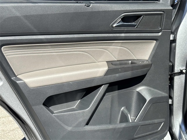 2022 Volkswagen Atlas V6 SE Technology photo 9