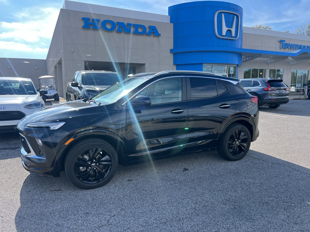 2024 Buick Encore GX Sport Touring's photo