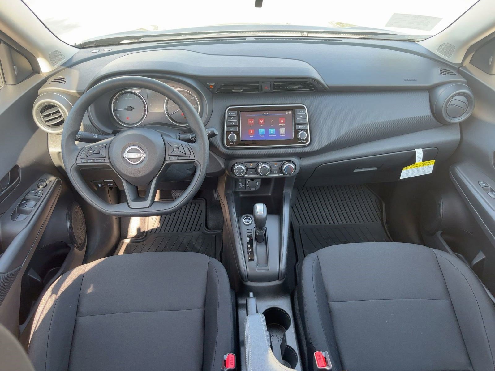 2025 Nissan Kicks Play S photo 16