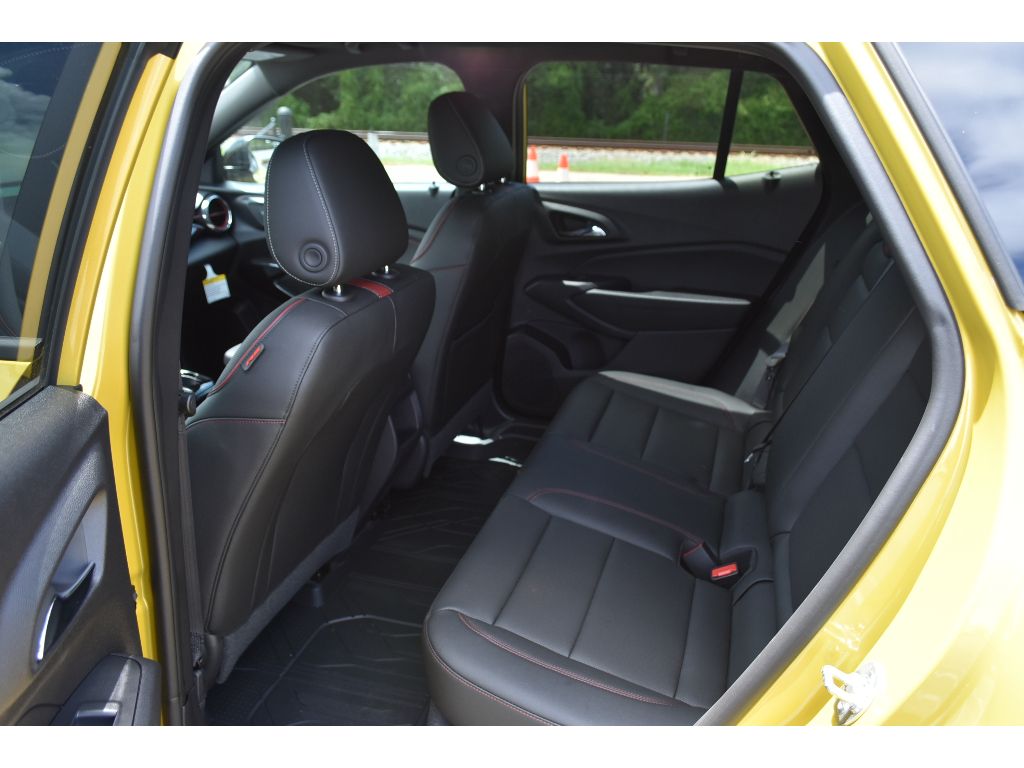 2025 Chevrolet Trax photo 10