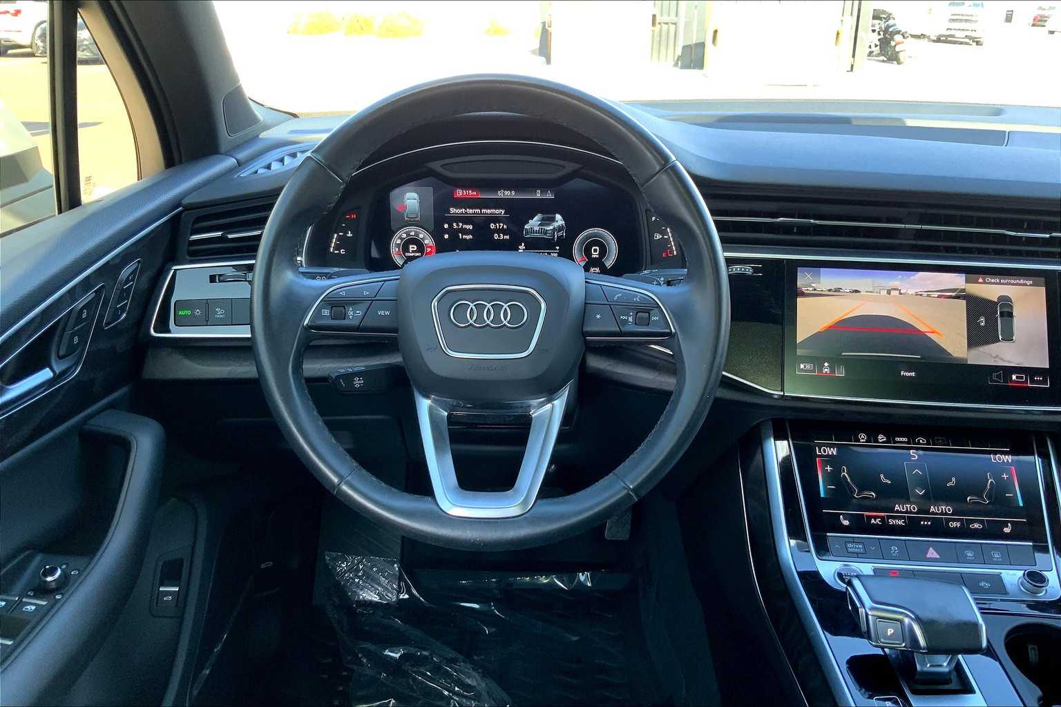 2021 Audi Q7 Premium Plus photo 4