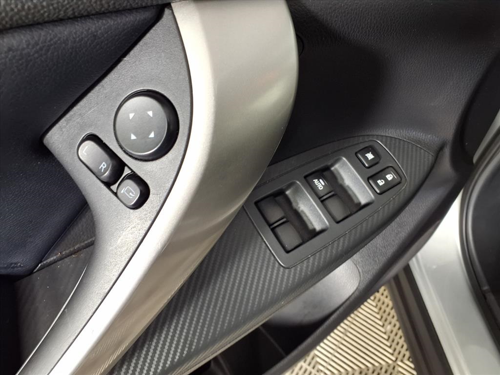 2024 Mitsubishi Eclipse Cross SE photo 25
