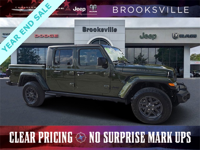 2024 Jeep Gladiator Willys's photo