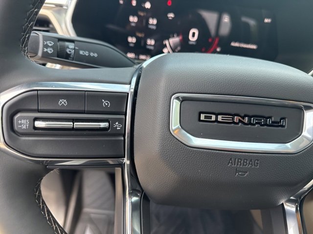 2025 Gmc Canyon Denali photo 15