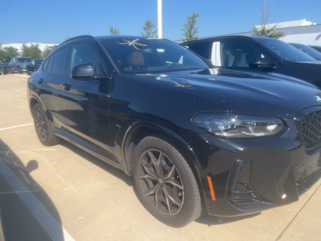 2023 BMW X4