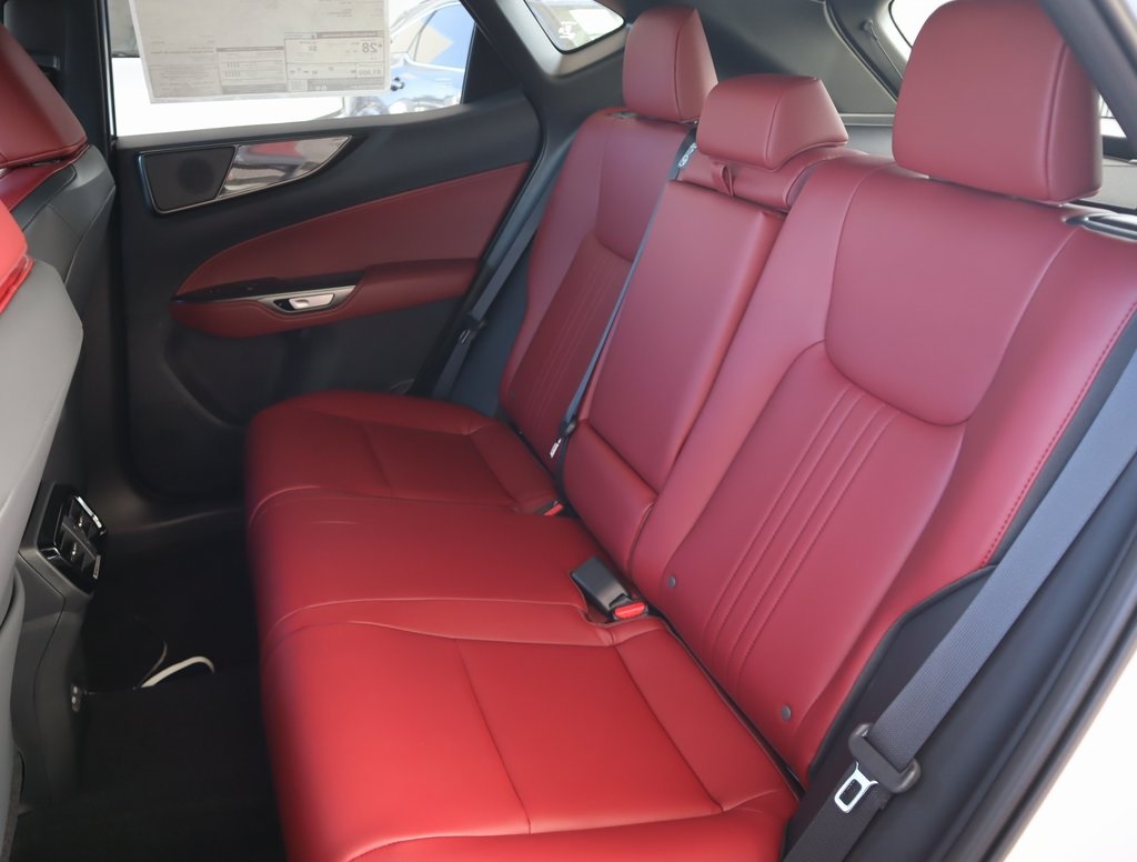 2025 Lexus NX 250 photo 27