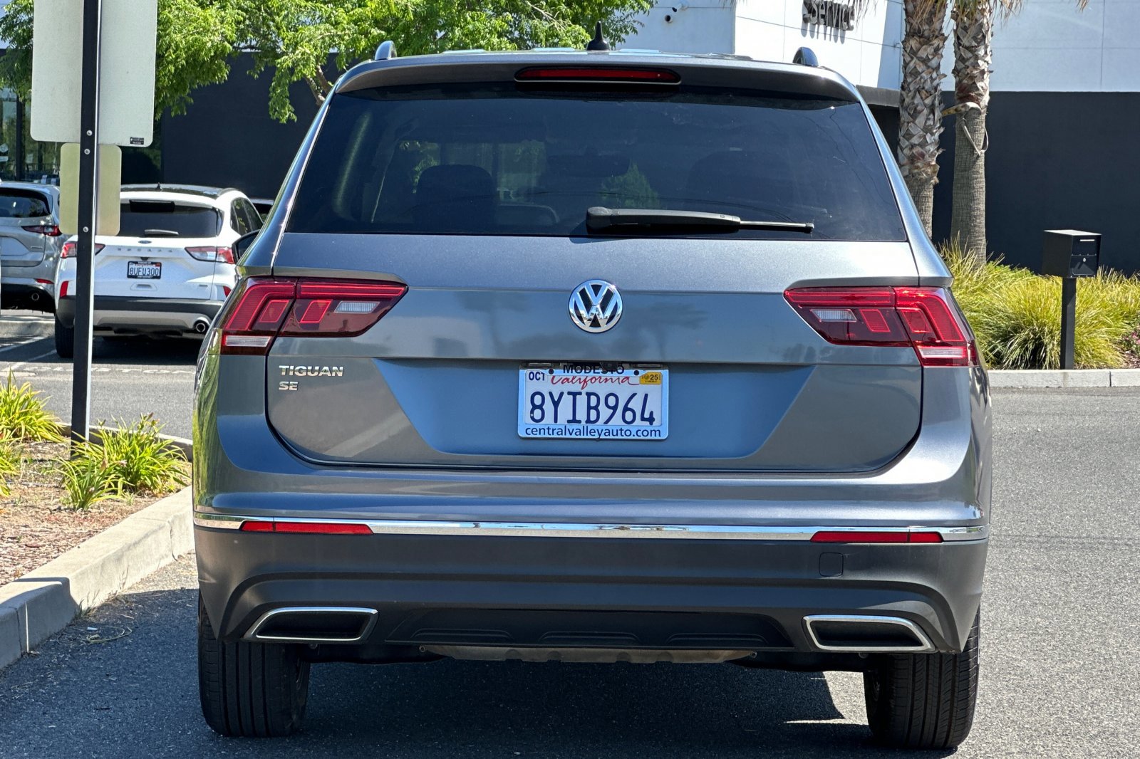 2021 Volkswagen Tiguan SE photo 4