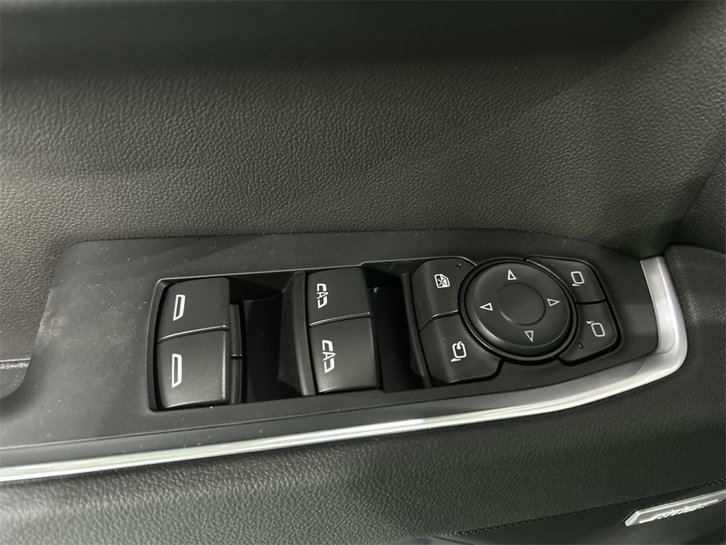 2026 Chevrolet Silverado 1500 LTZ photo 14
