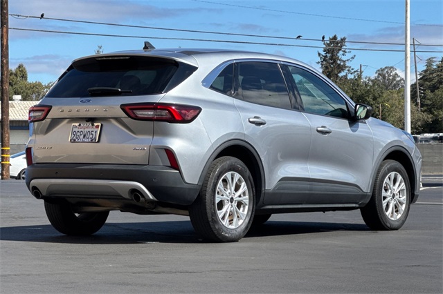 2023 Ford Escape Active photo 3