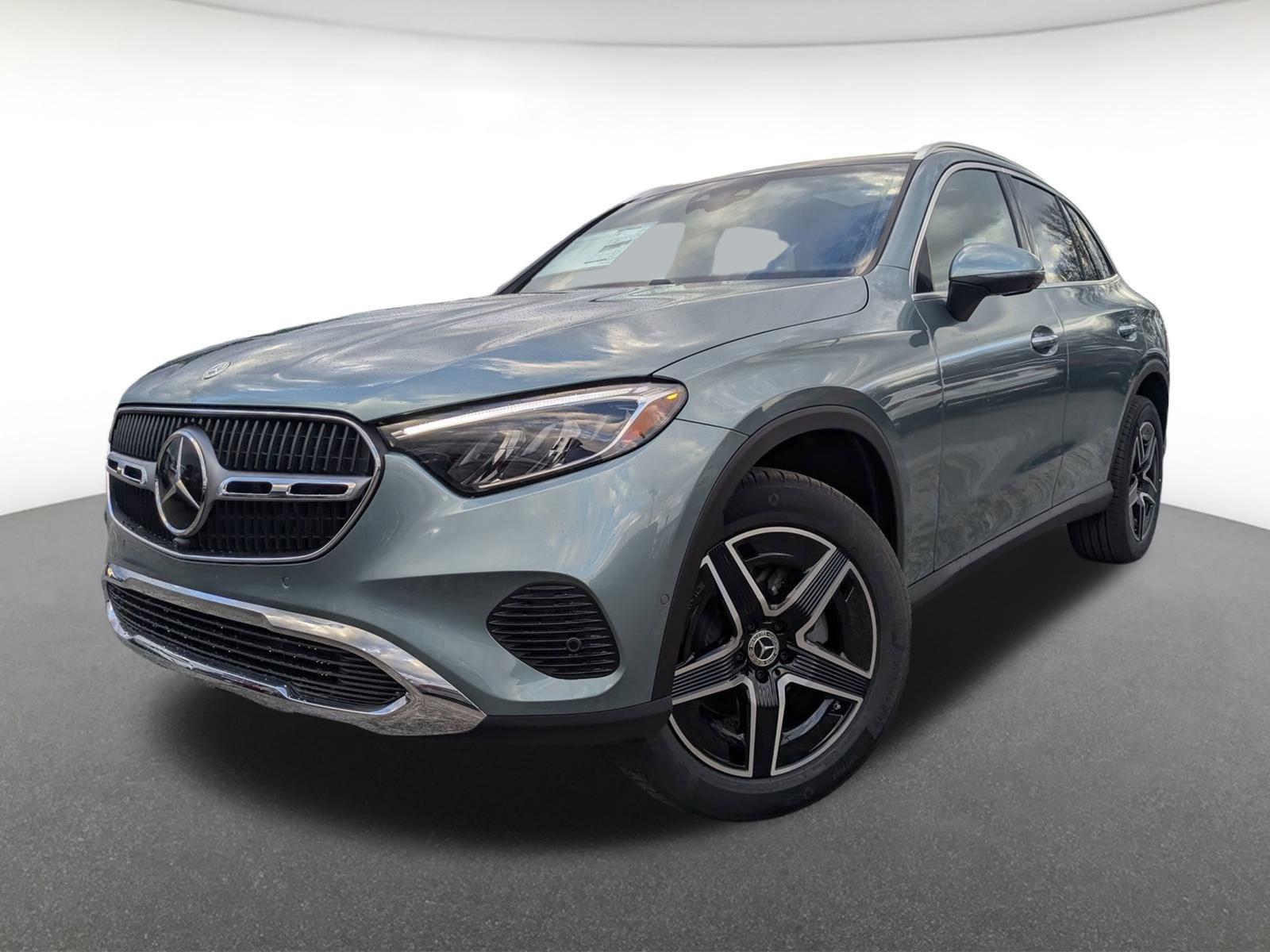 2026 Mercedes-Benz GLC Base's photo