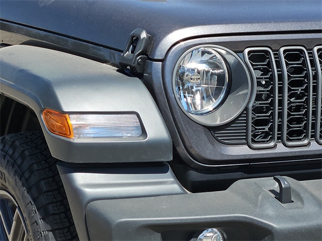 2025 Jeep Wrangler Sport S photo 8