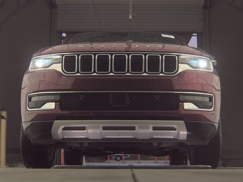 2024 Jeep Wagoneer L Series II photo 8