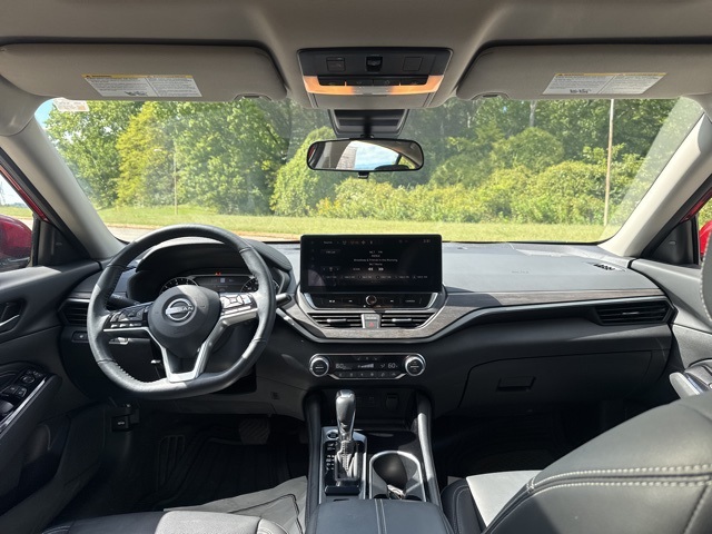 2023 Nissan Altima 2.5 SL photo 12