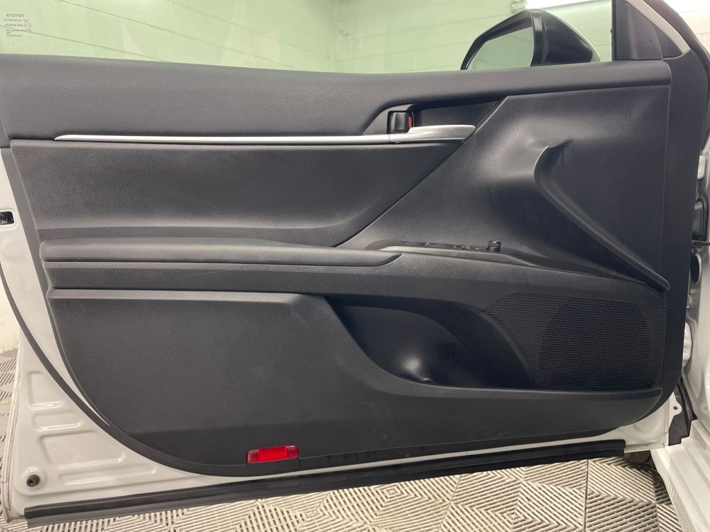 2024 Toyota Camry SE photo 12