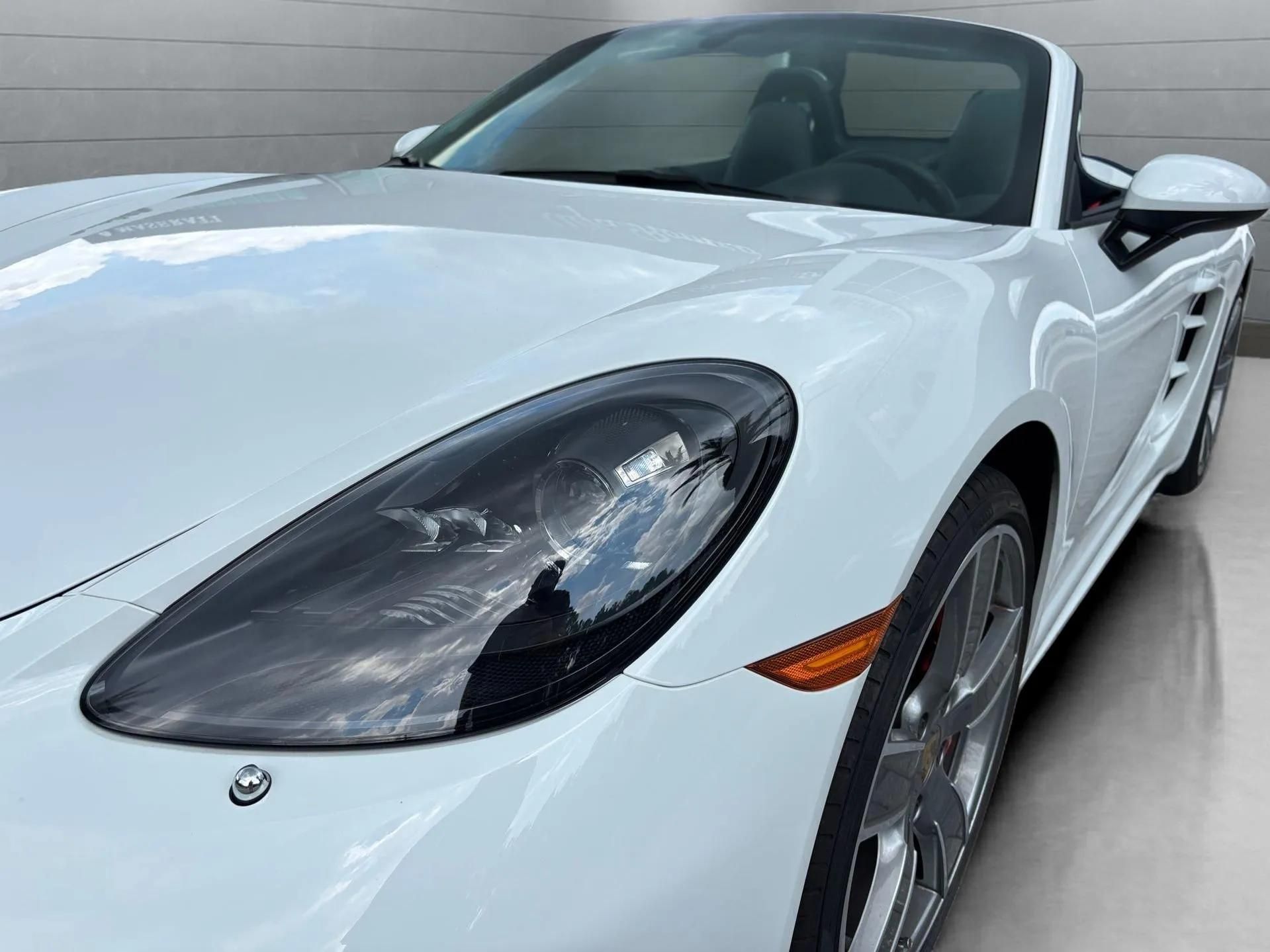 2024 Porsche Boxster S photo 27