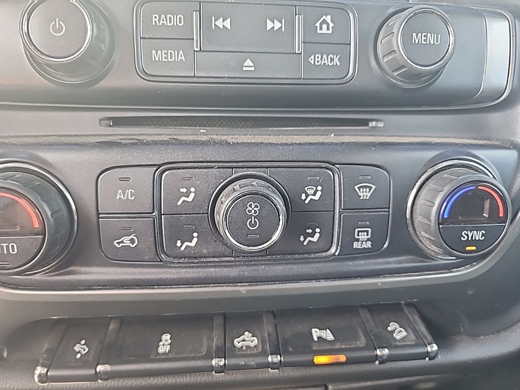 2018 Chevrolet Silverado 1500 LT photo 5