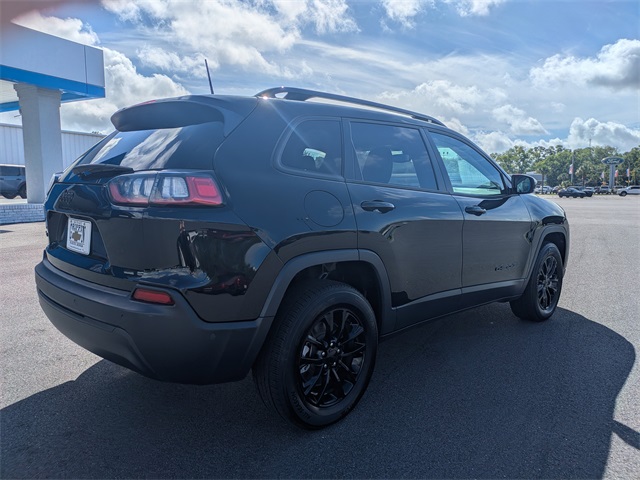 2023 Jeep Cherokee Altitude photo 4