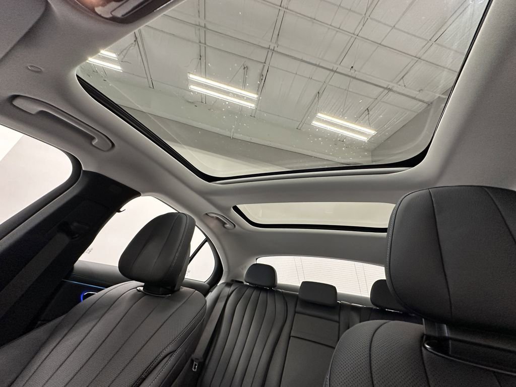 2026 Mercedes Benz E 450 4MATIC photo 36