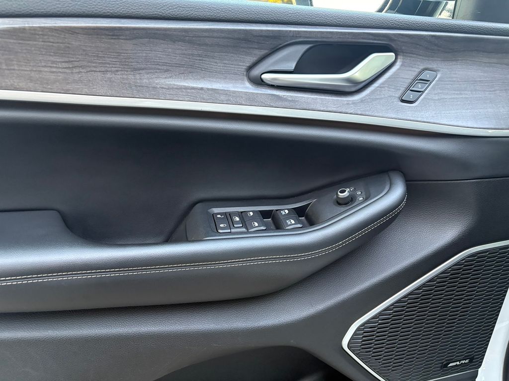 2022 Jeep Grand Cherokee Limited photo 13