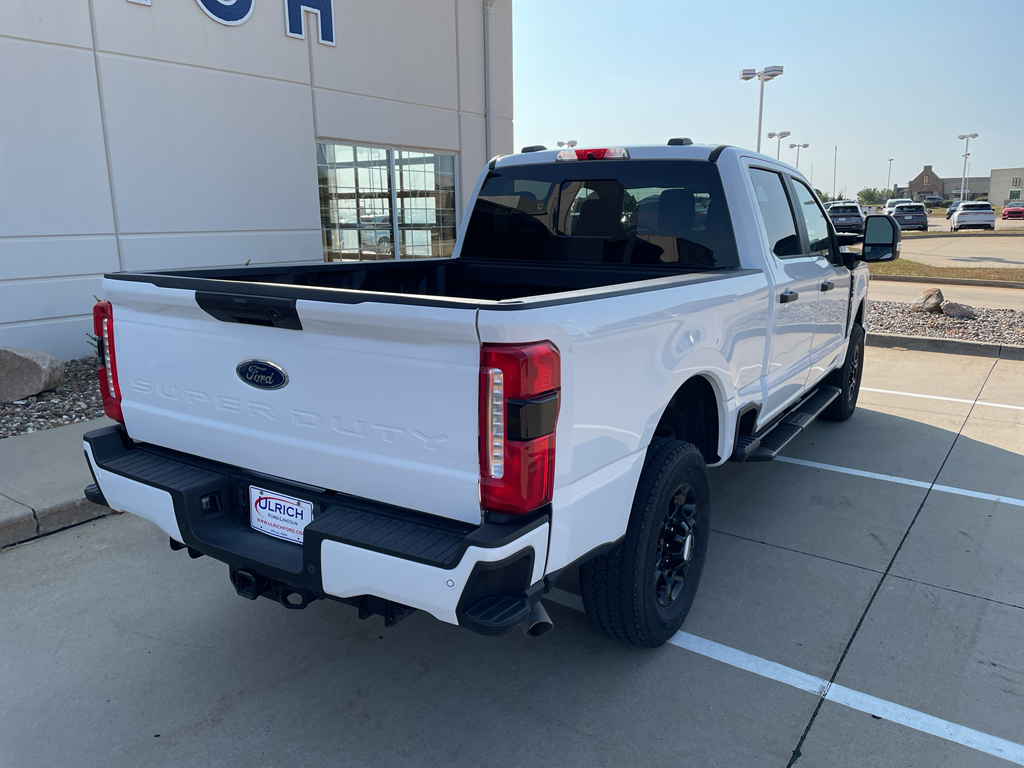 2024 Ford F-250 XL photo 8