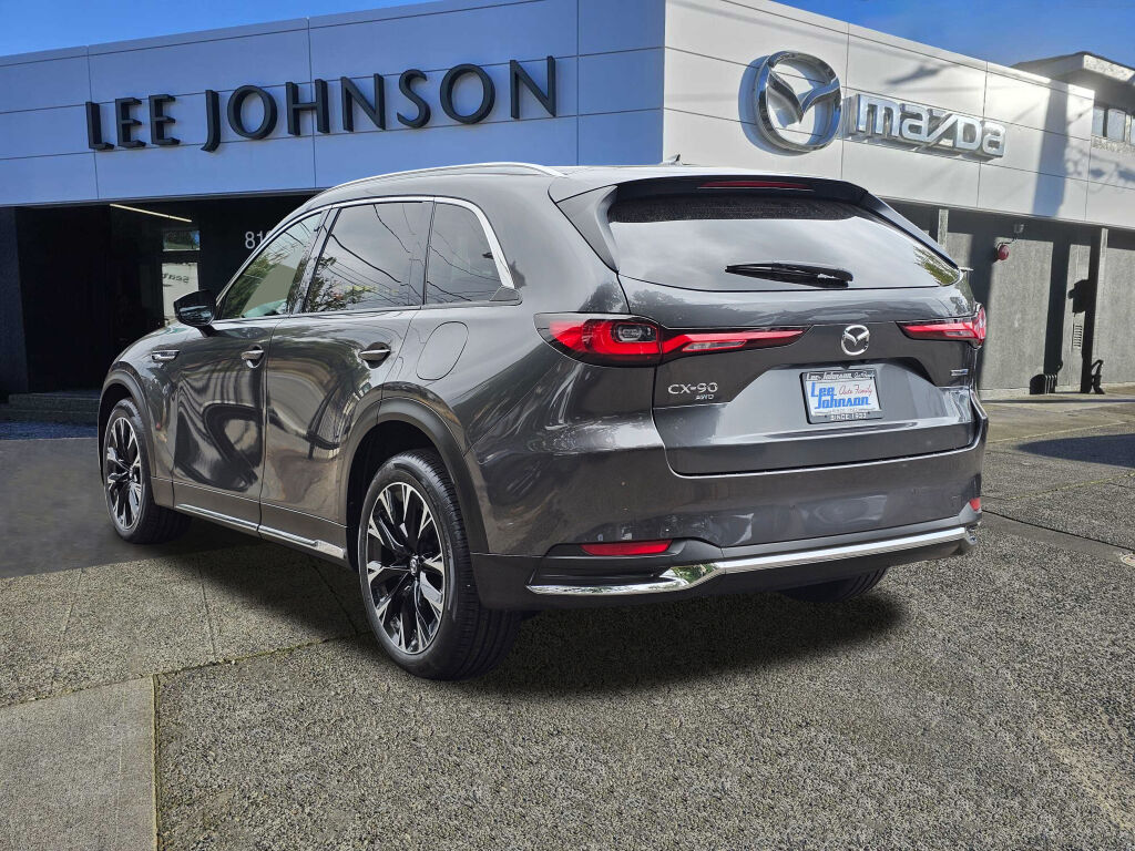 2024 Mazda CX-90 Plug-in Hybrid Premium photo 2