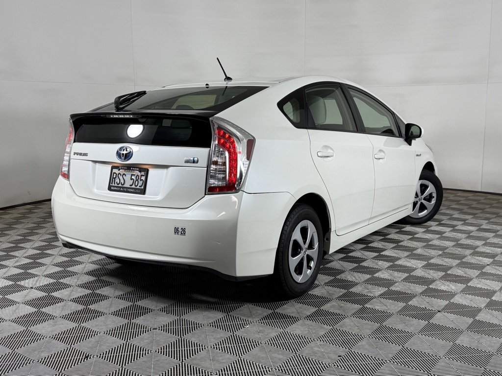 2012 Toyota Prius Two photo 2