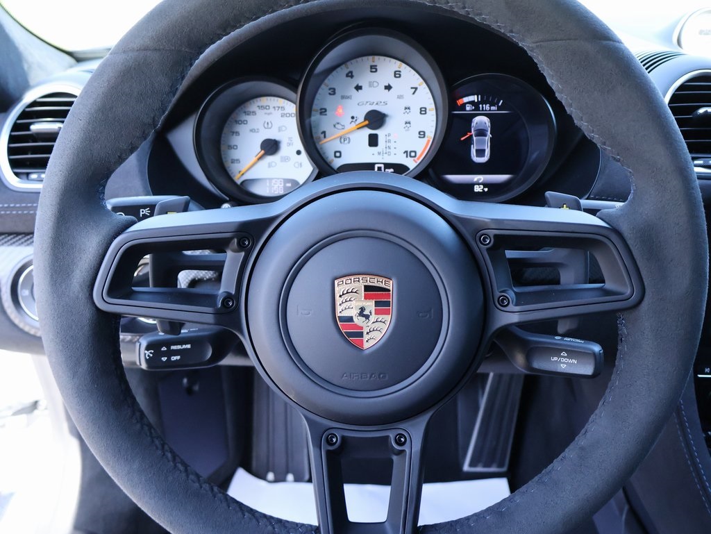 2025 Porsche Cayman GT4 RS photo 26