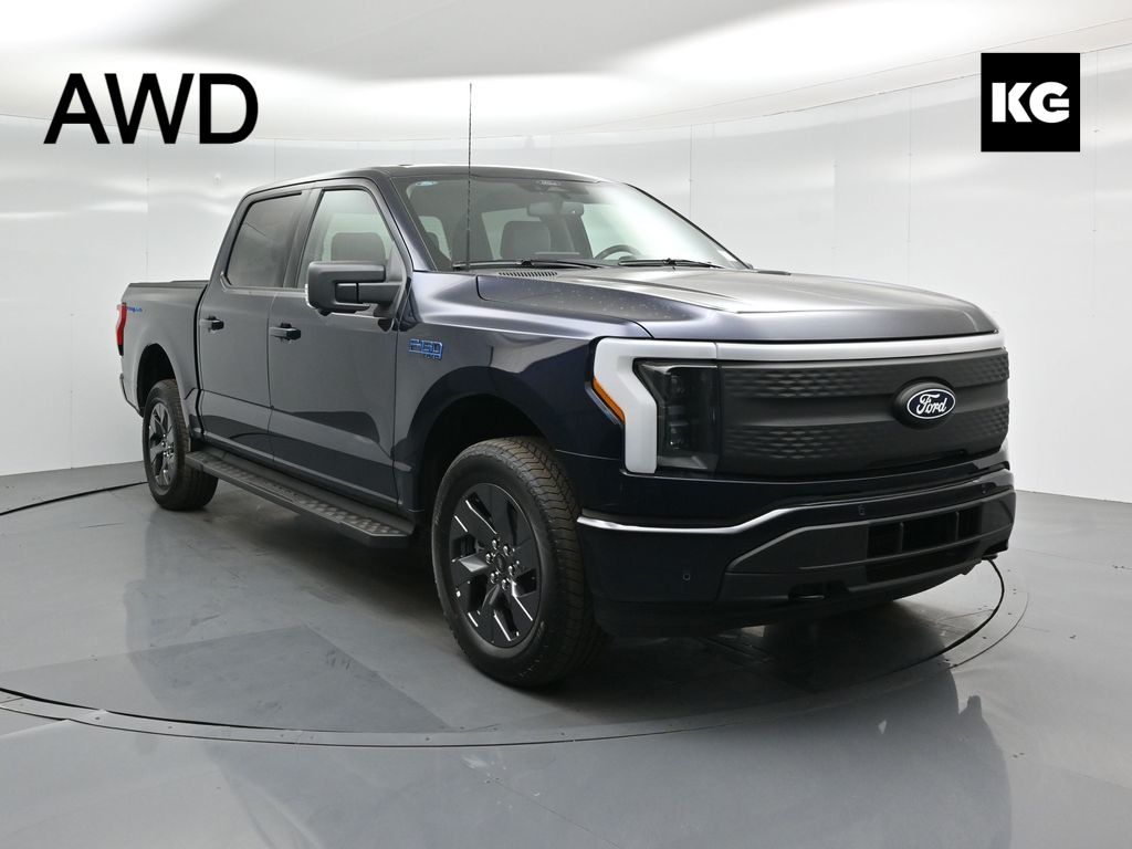 2025 Ford F-150 Lightning Flash's photo