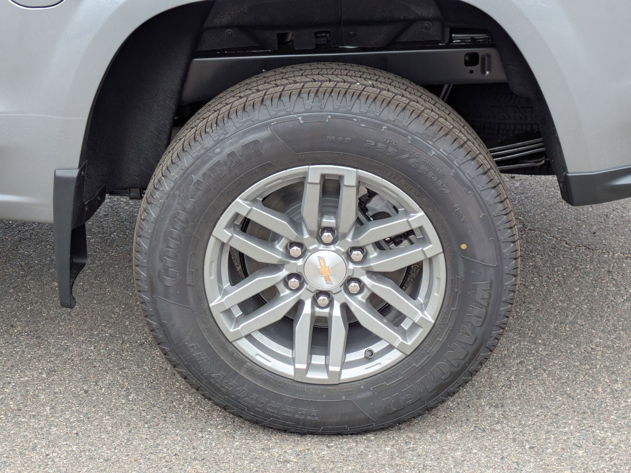 2025 Chevrolet Colorado Work Truck LT photo 9