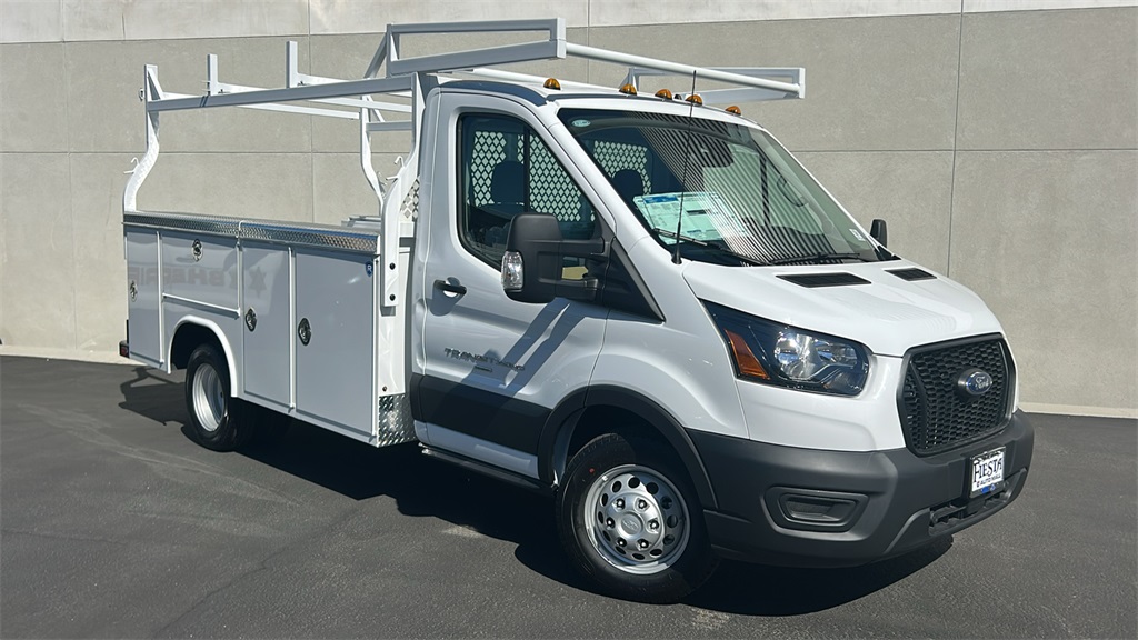 2024 Ford Transit Chassis Cab Base's photo