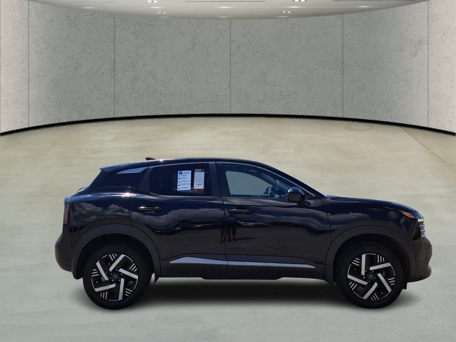 2025 Nissan Kicks SV photo 4
