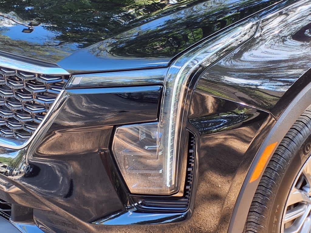 2024 Cadillac XT4 Premium Luxury photo 7