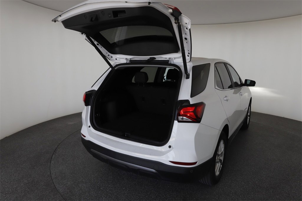 2024 Chevrolet Equinox LT photo 25