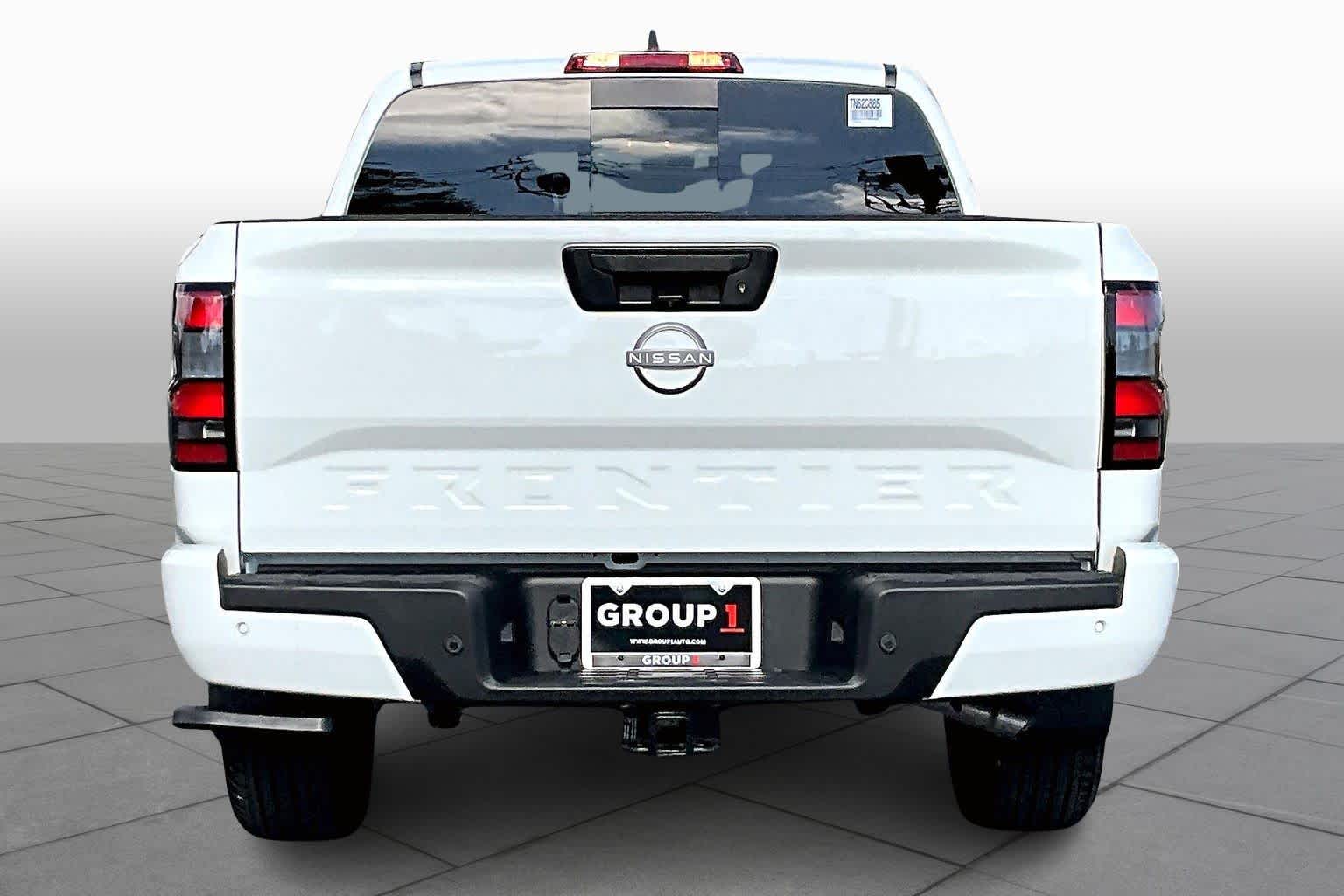 2026 Nissan Frontier SV photo 4