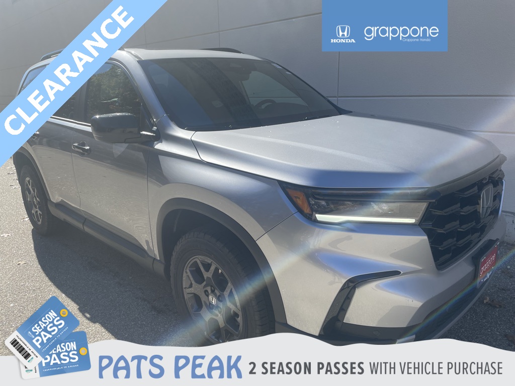 2025 Honda Pilot TrailSport's photo