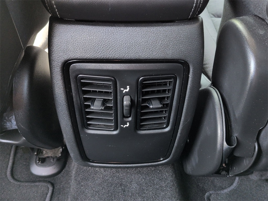 2021 Dodge Durango SXT Plus photo 16