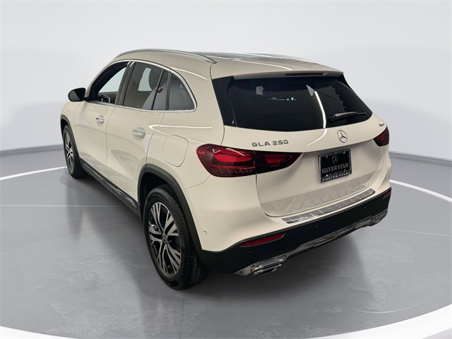2025 Mercedes Benz GLA 250 4MATIC photo 4
