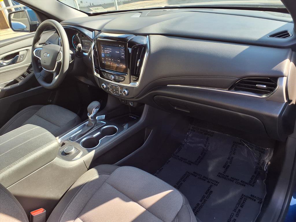 2023 Chevrolet Traverse Cloth photo 27