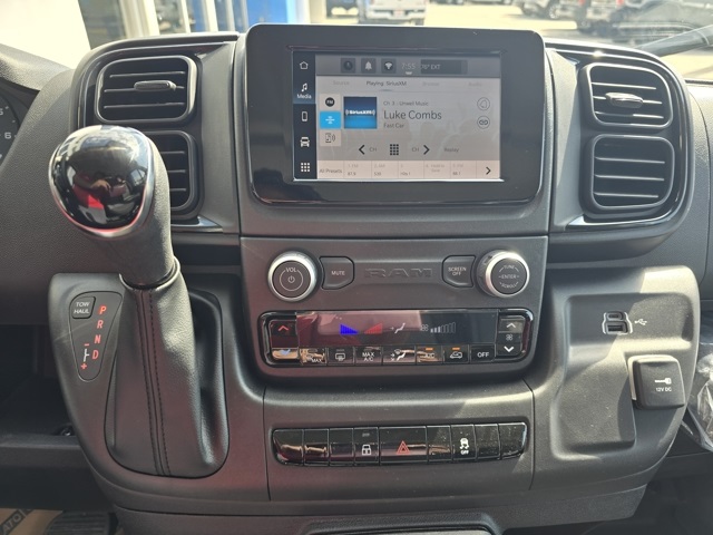 2026 Ram ProMaster 3500 photo 19