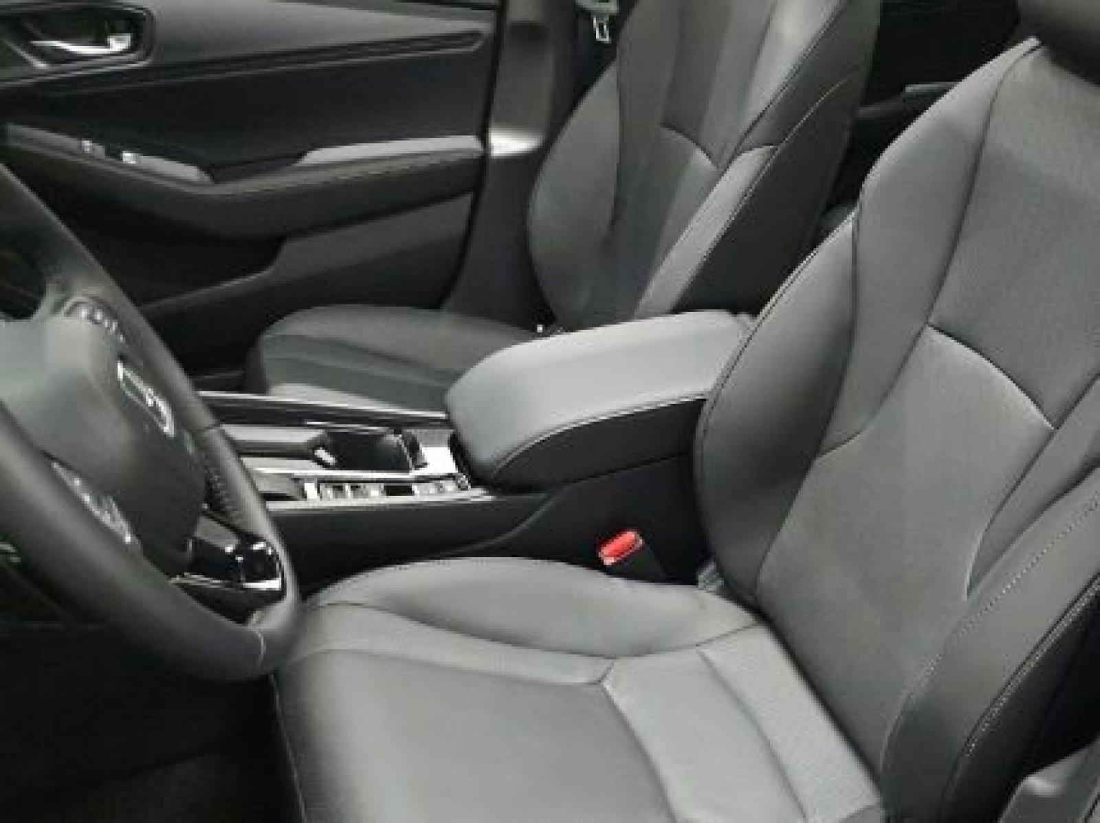 2025 Honda Accord Hybrid Sport-L photo 6